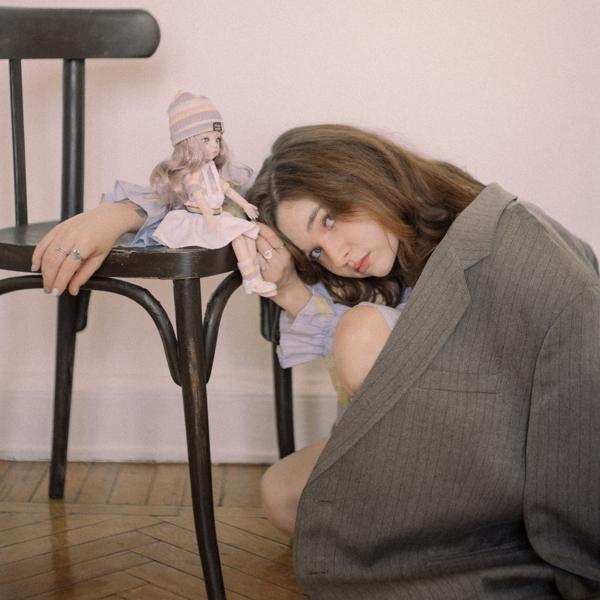 Альбом Обидно исполнителя алёна швец.