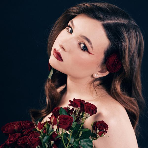 Альбом Розами исполнителя алёна швец.