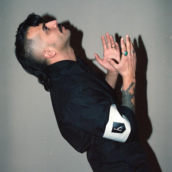 Альбом Play this at my Funerals исполнителя Kadebostany